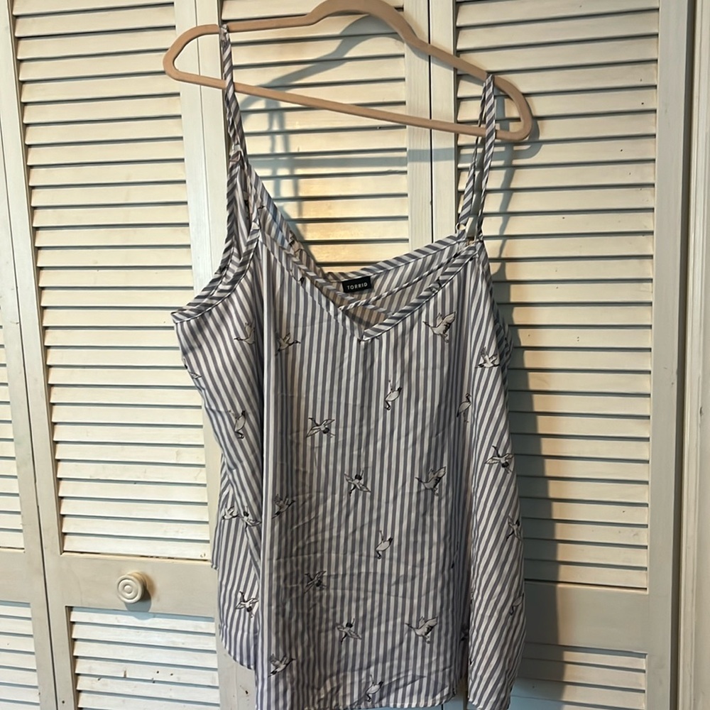 Torrid flowery cute summer tank top